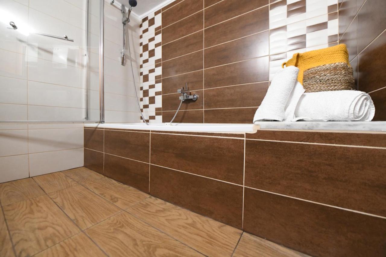 Grand Lux Apartment Serres Ngoại thất bức ảnh